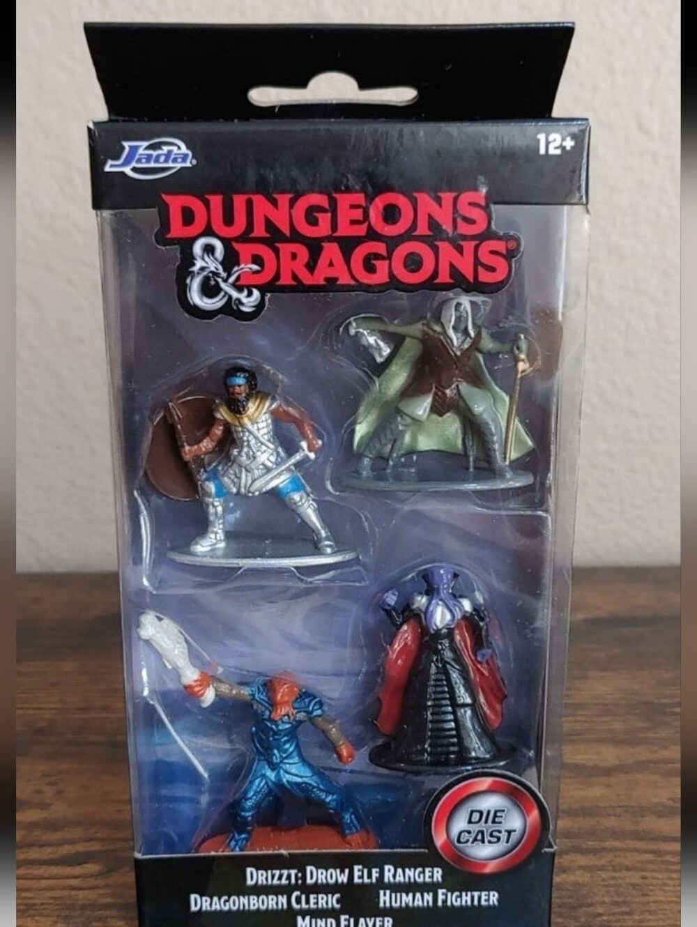 Cool Dungeons & Dragons 4 Piece Miniature Die Cast Figurines